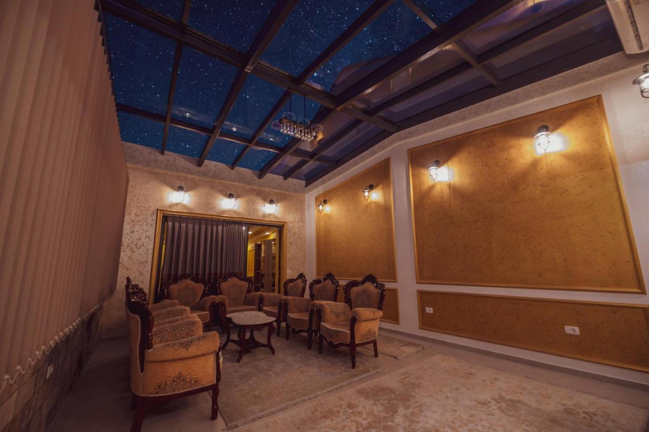 Hotel Premium Pristina Eksteriør billede
