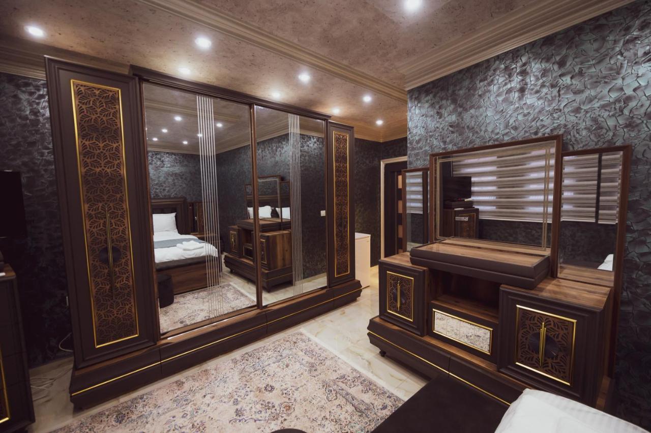 Hotel Premium Pristina Eksteriør billede