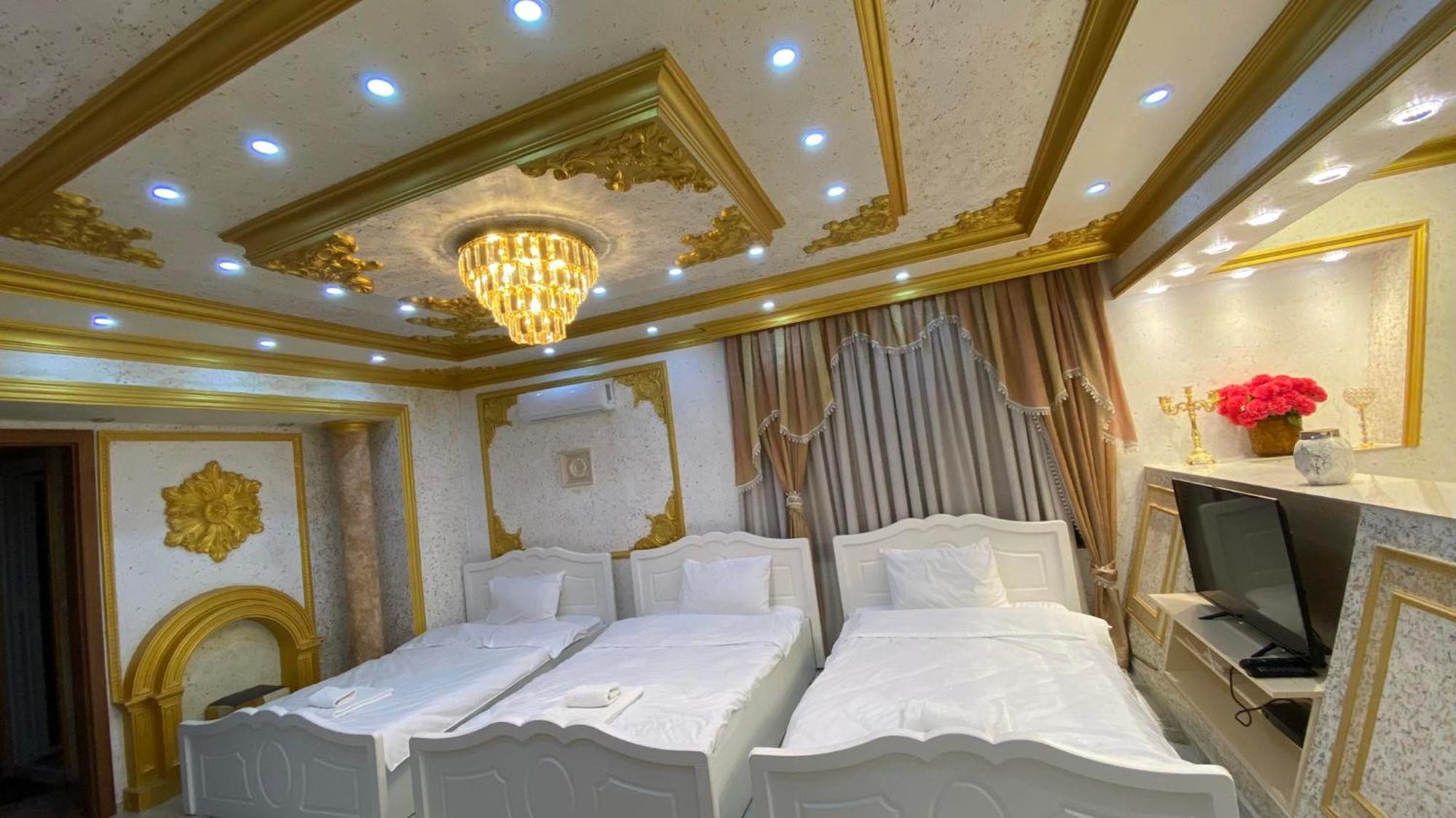 Hotel Premium Pristina Eksteriør billede