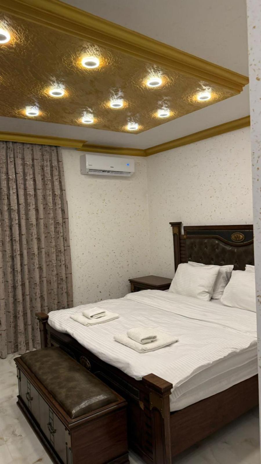 Hotel Premium Pristina Eksteriør billede