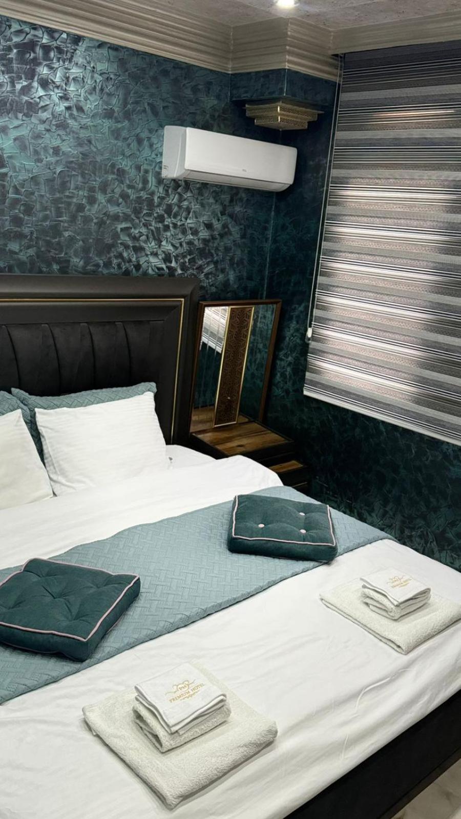 Hotel Premium Pristina Eksteriør billede