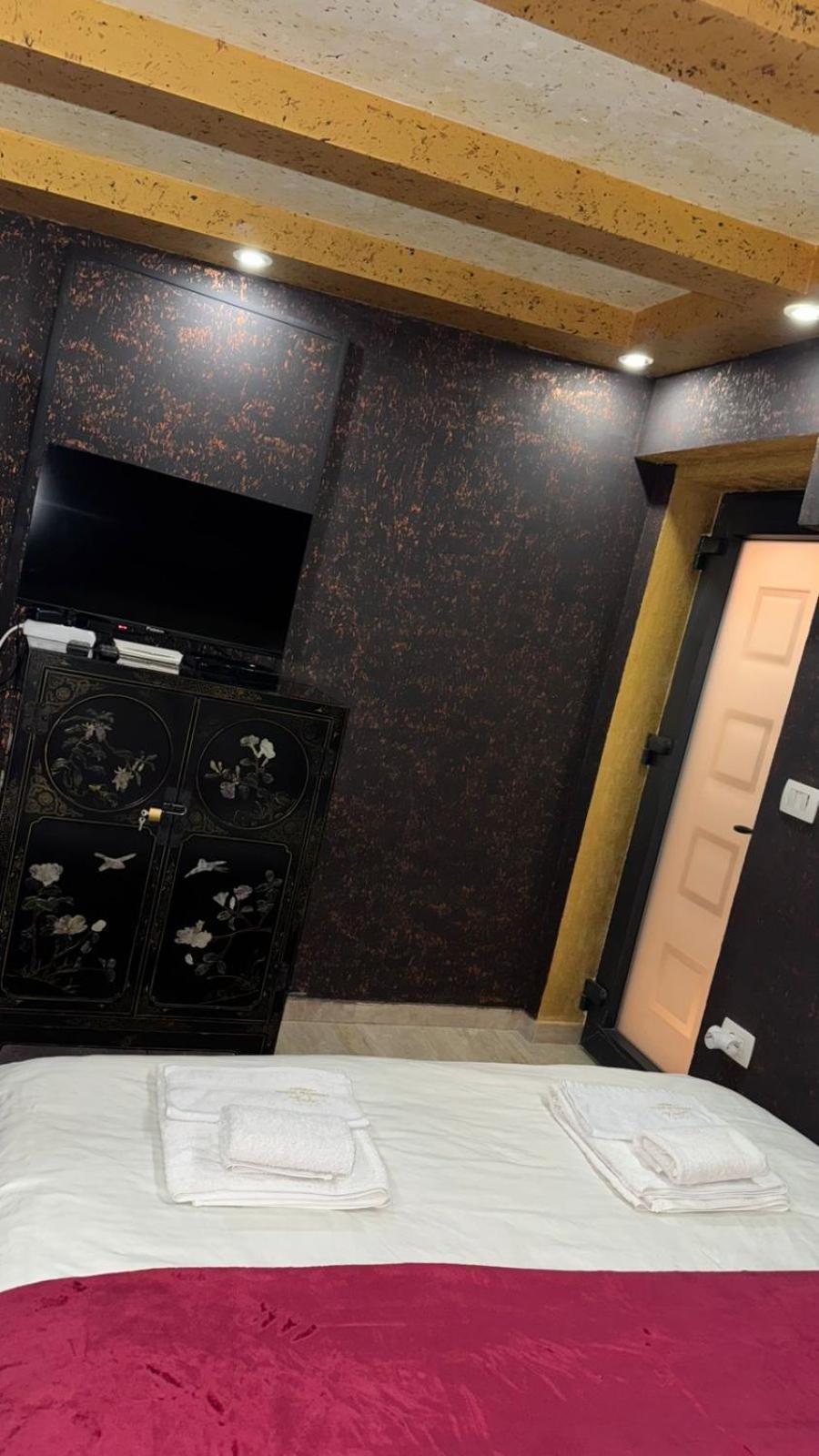 Hotel Premium Pristina Eksteriør billede